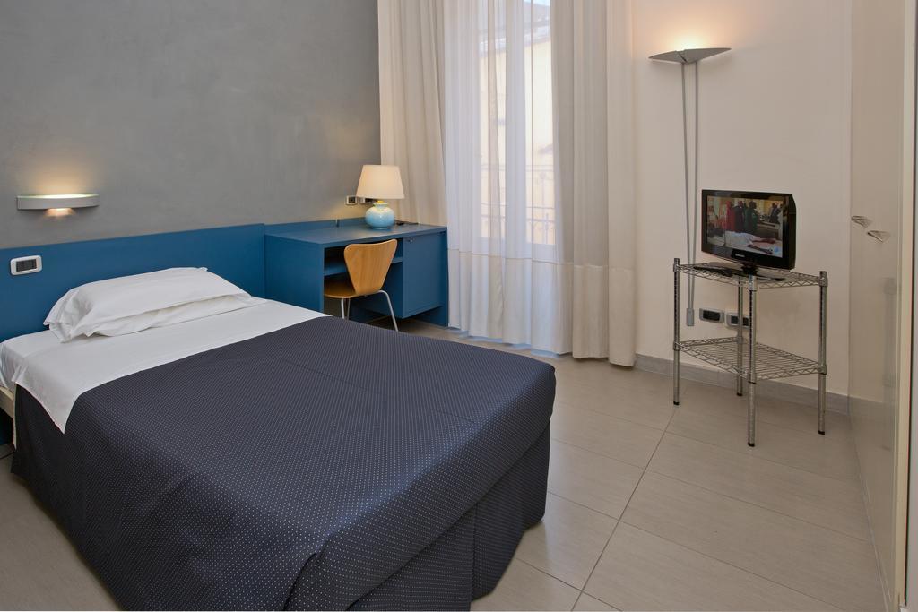 Hotel Kursaal Bb Salsomaggiore Terme Værelse billede